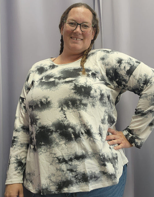 White Tie Dye Loungewear Top (Plus Size)