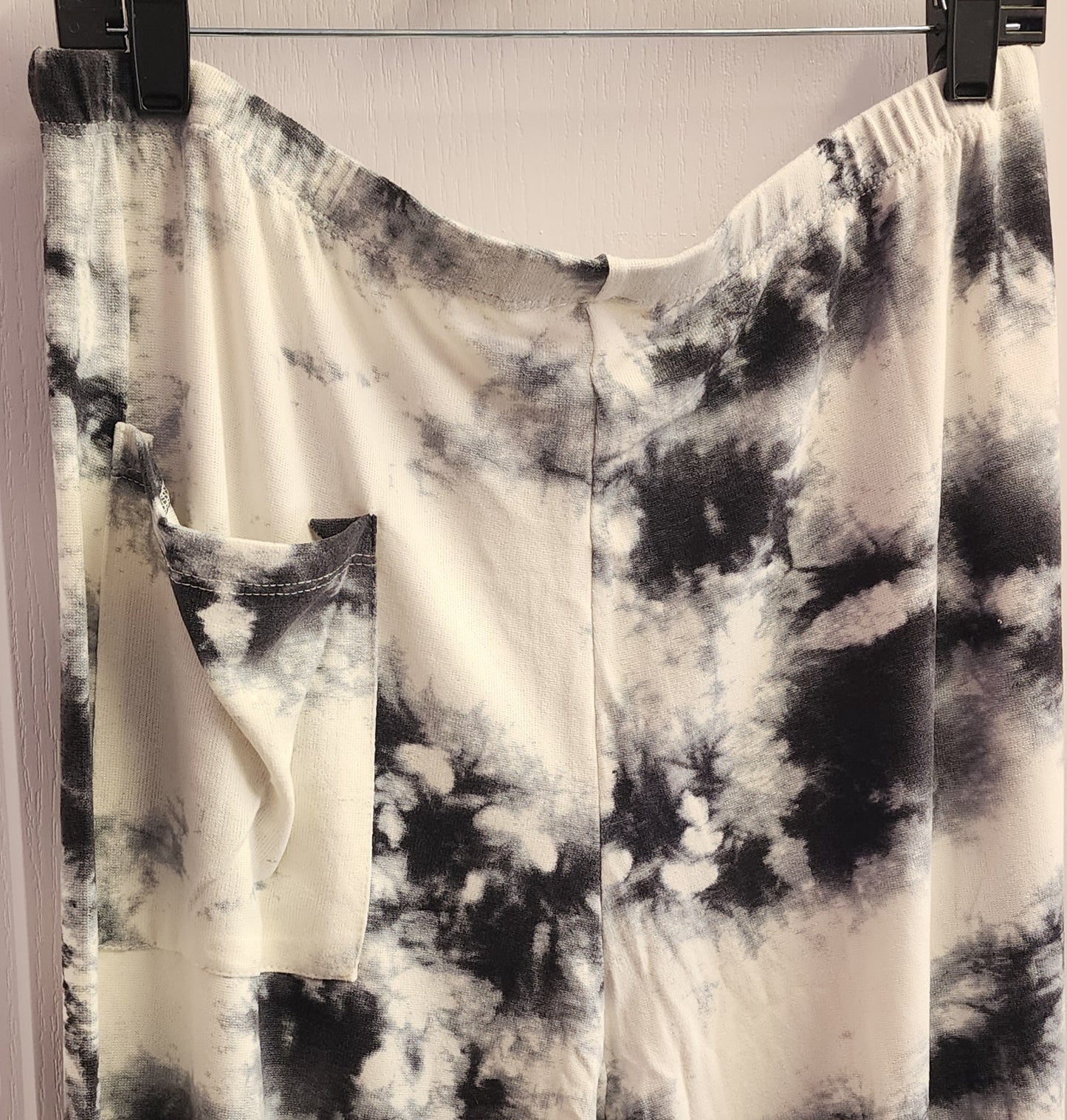 White Tie Dye Loungewear Bottoms (Plus Size)