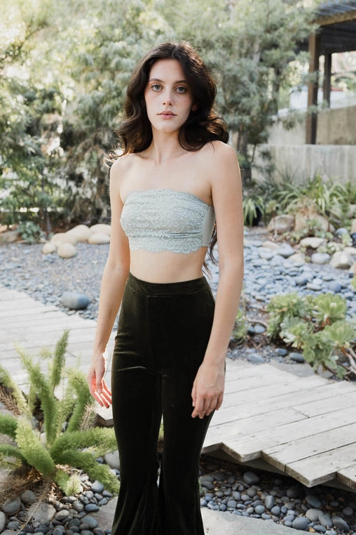 Lace Seamless Back Bandeau