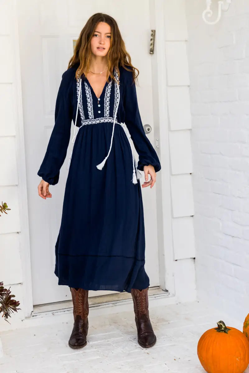 Embroidery Long Sleeve Maxi Dress