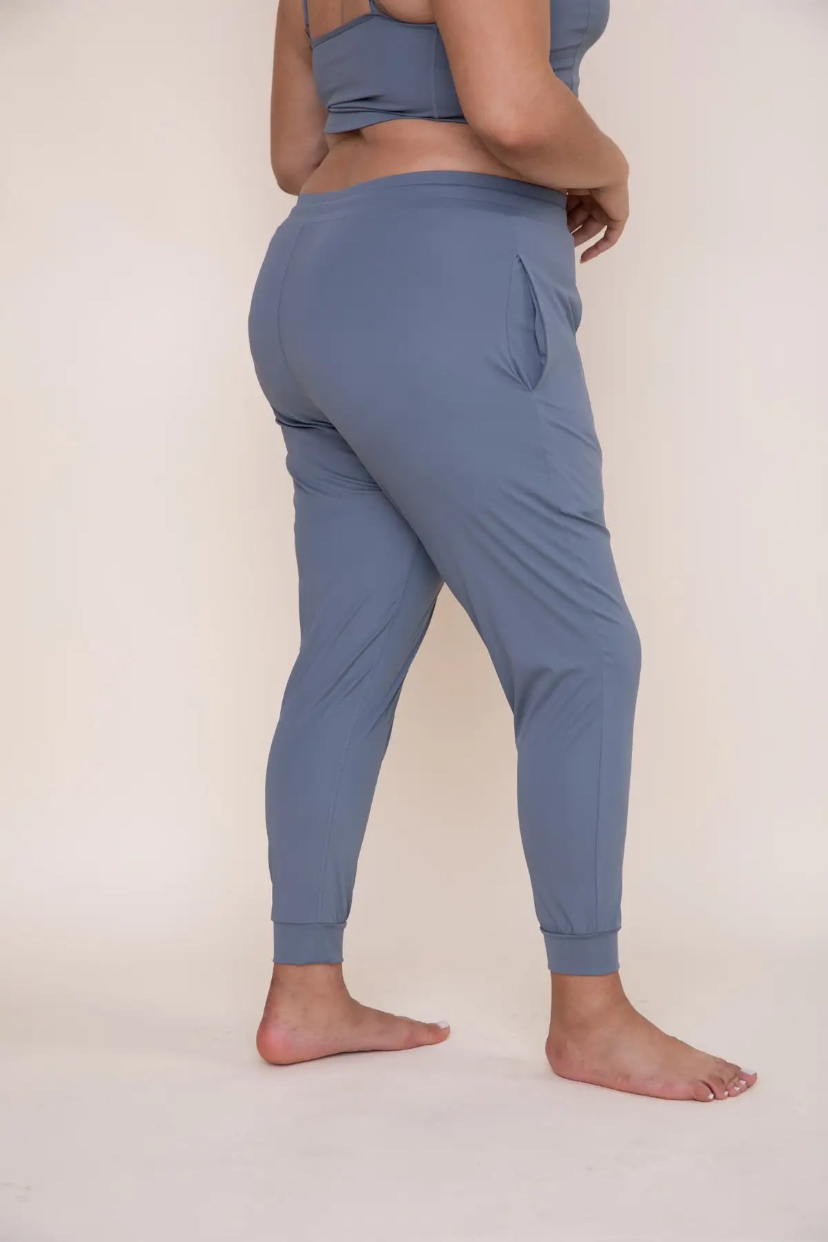 Solid Pleated Front Joggers